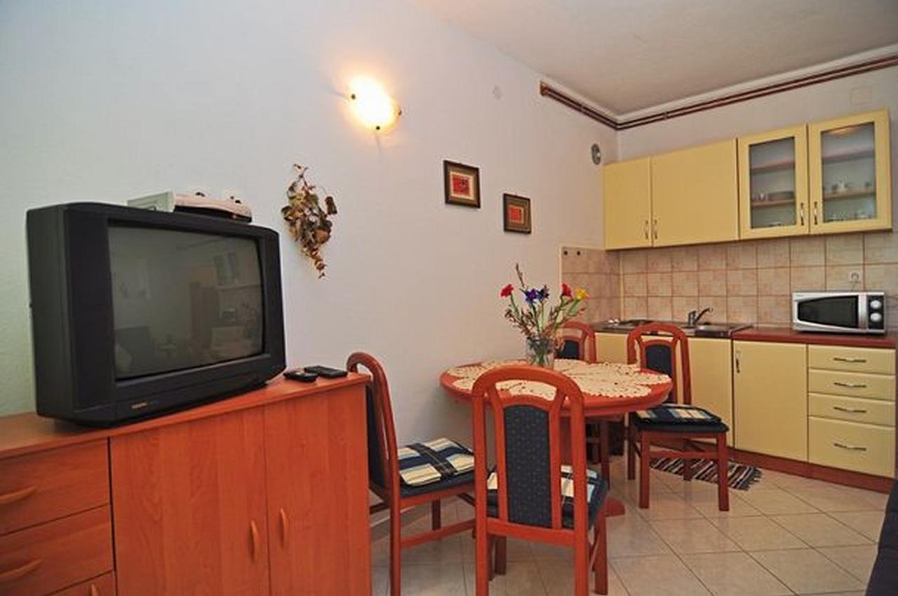 Apartments Jerina Sukosan Exterior photo